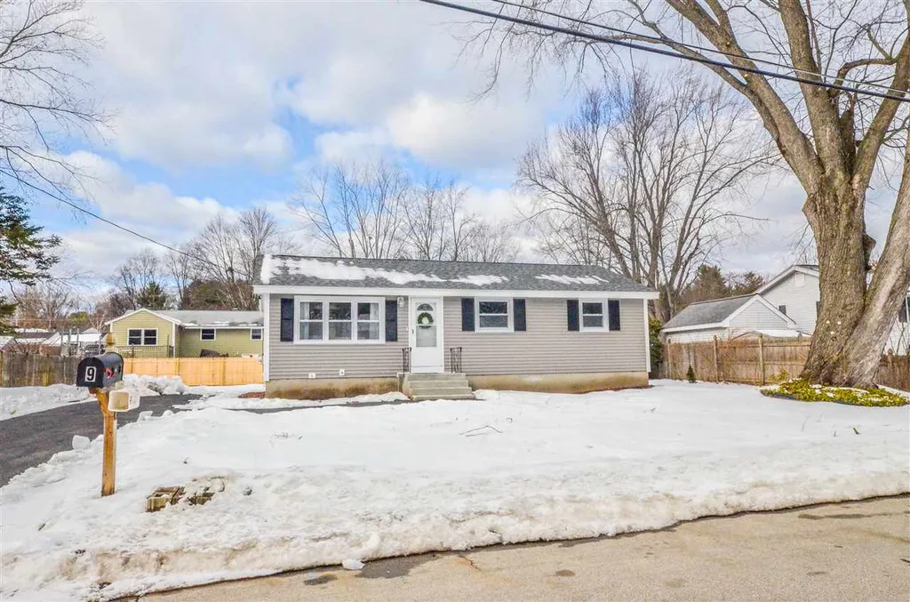 9 Richmond Street Nashua NH 03063