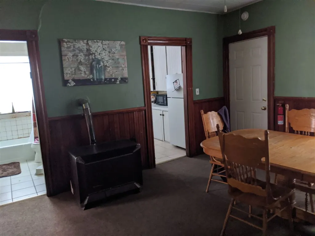 438 Auburn Street Manchester NH 03103