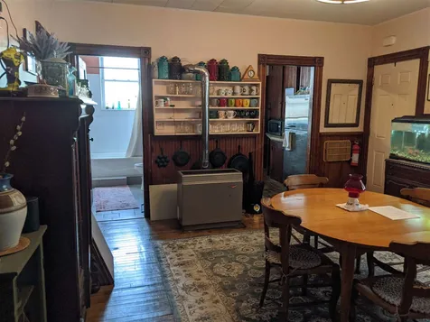 438 Auburn Street Manchester NH 03103