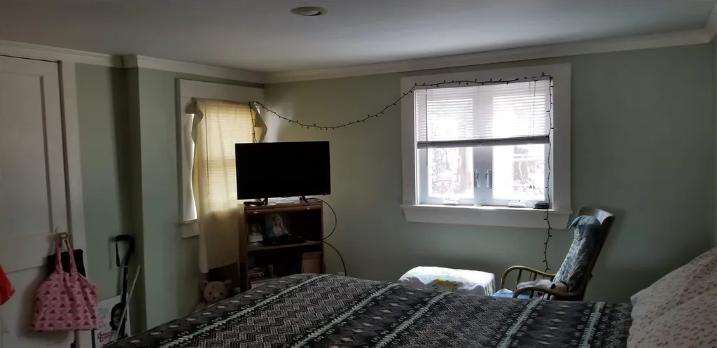 160 Deerfield Road Candia NH 03034