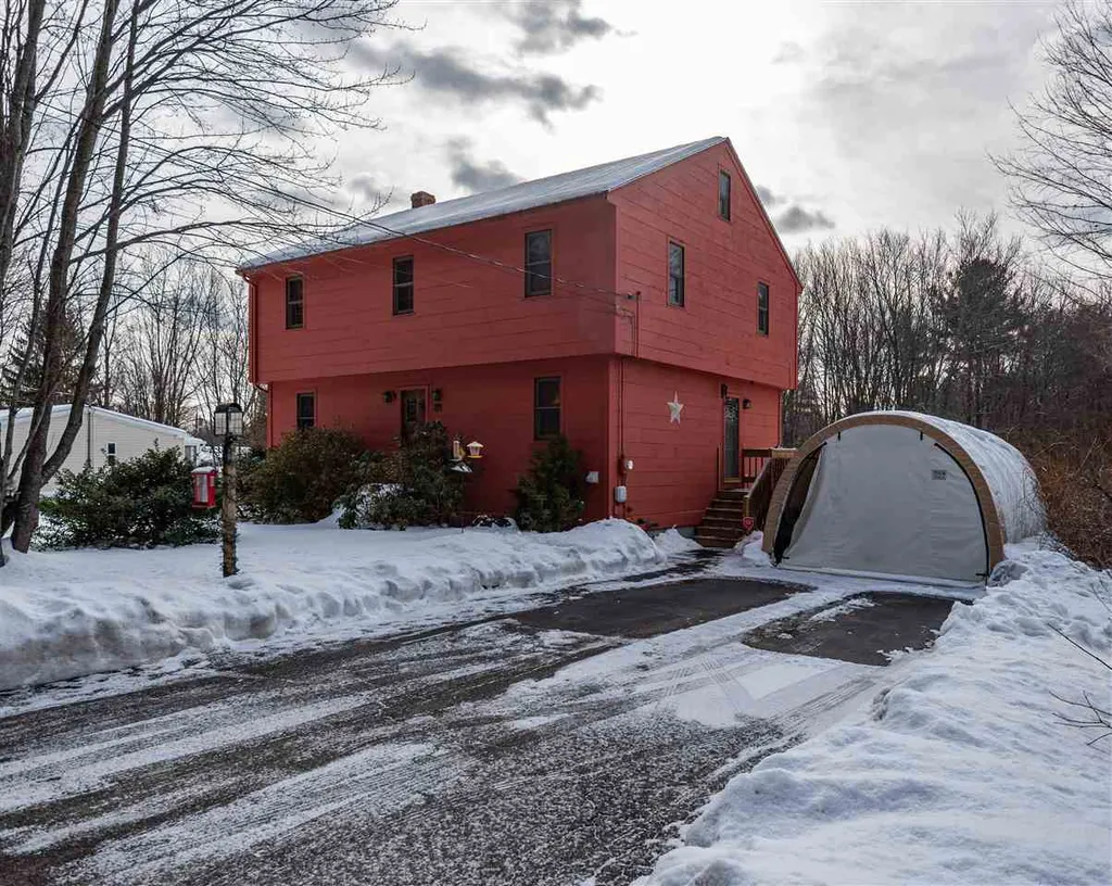 81 Knox Lane Berwick ME 03901