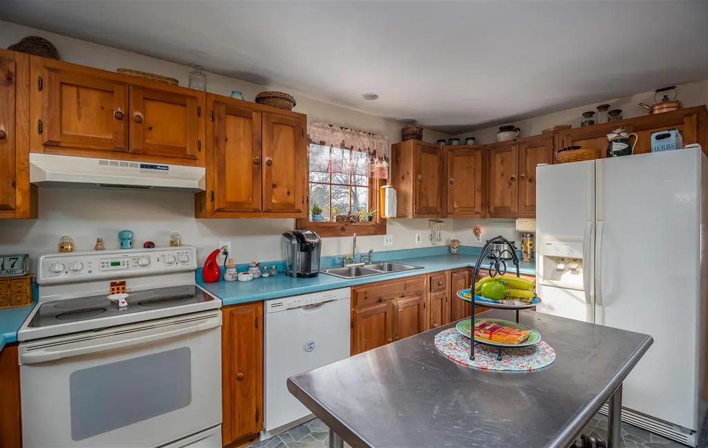 81 Knox Lane Berwick ME 03901