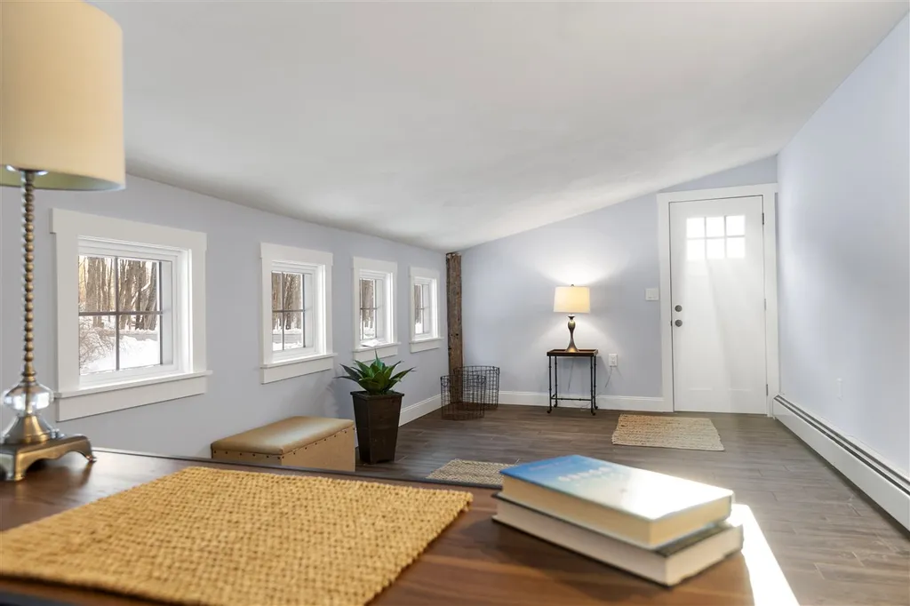 230 Ash Swamp Road Newmarket NH 03857