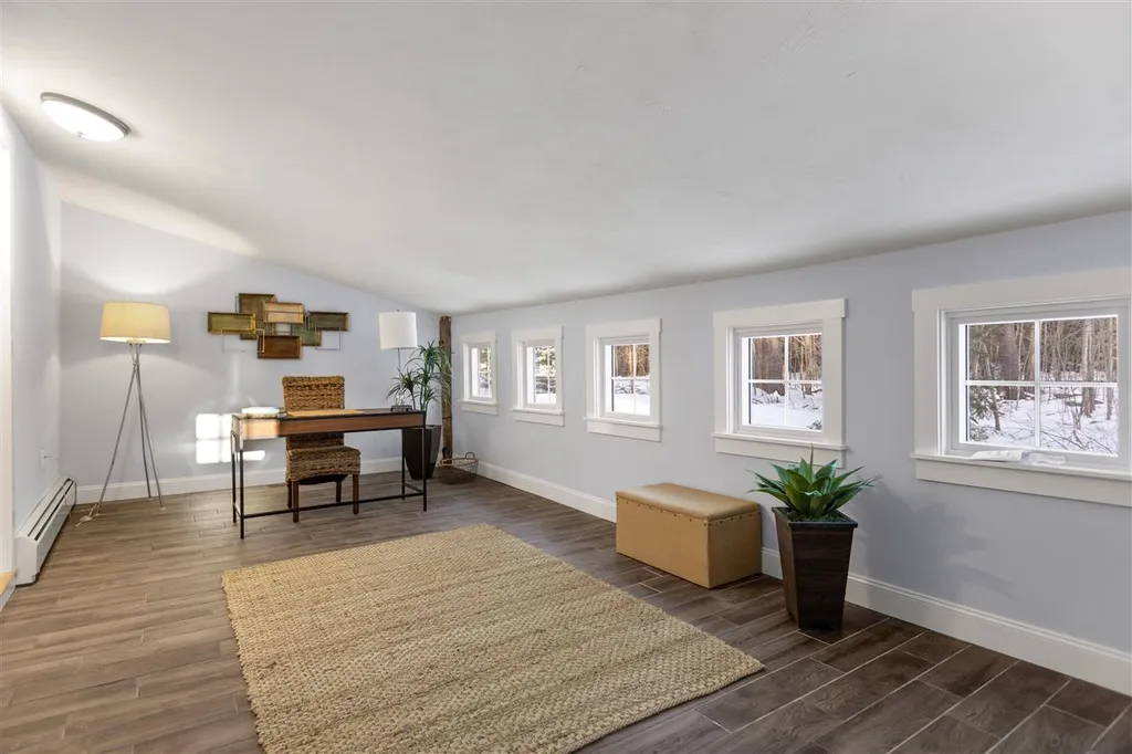 230 Ash Swamp Road Newmarket NH 03857