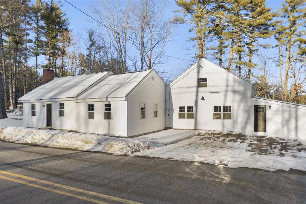230 Ash Swamp Road Newmarket NH 03857