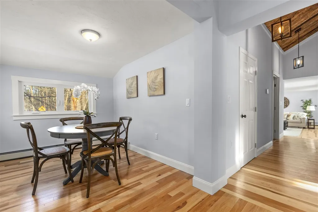 230 Ash Swamp Road Newmarket NH 03857
