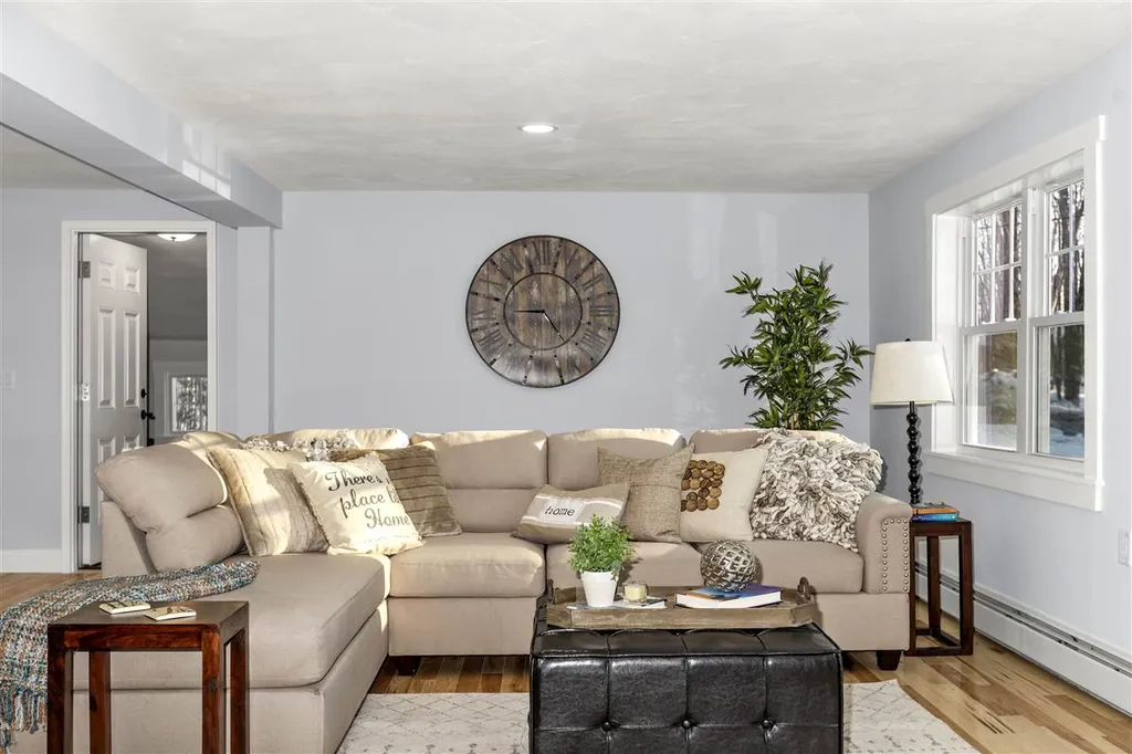 230 Ash Swamp Road Newmarket NH 03857