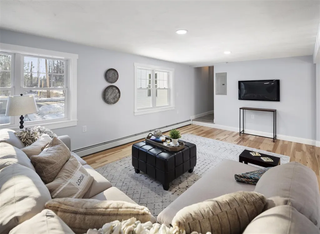 230 Ash Swamp Road Newmarket NH 03857