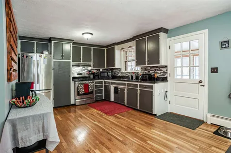 38 Barkland Drive Derry NH 03038