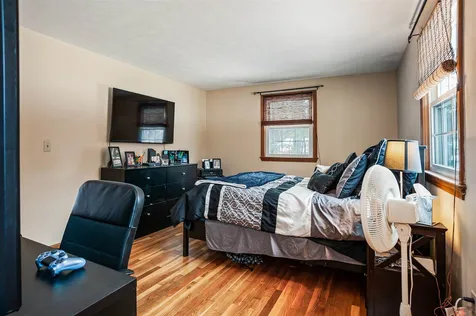 38 Barkland Drive Derry NH 03038