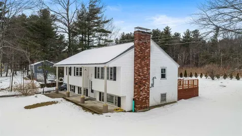 38 Barkland Drive Derry NH 03038