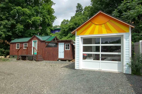 49 Frost Street Brattleboro VT 05301