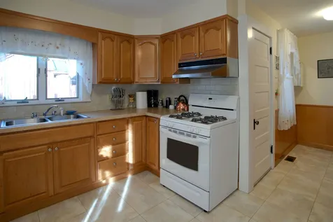 49 Frost Street Brattleboro VT 05301