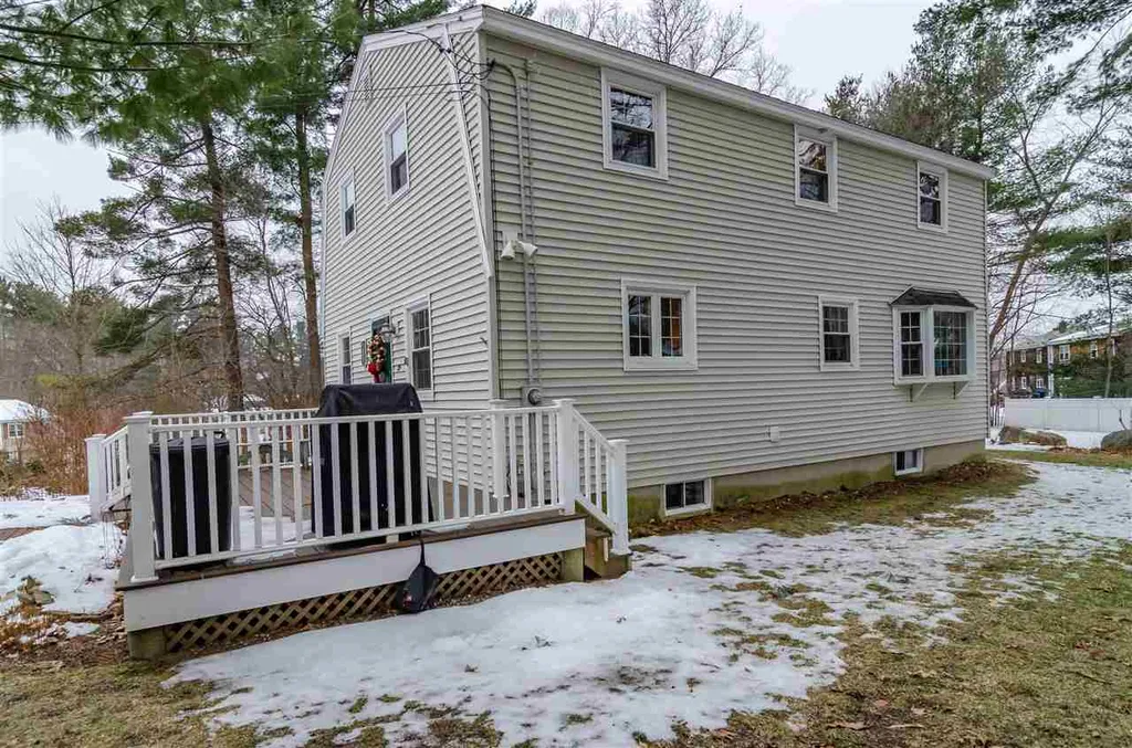 29 Sherwood Circle Salem NH 03079