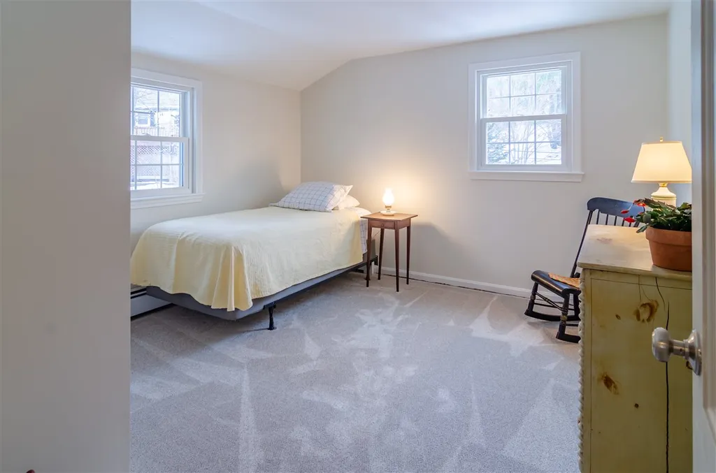 29 Sherwood Circle Salem NH 03079