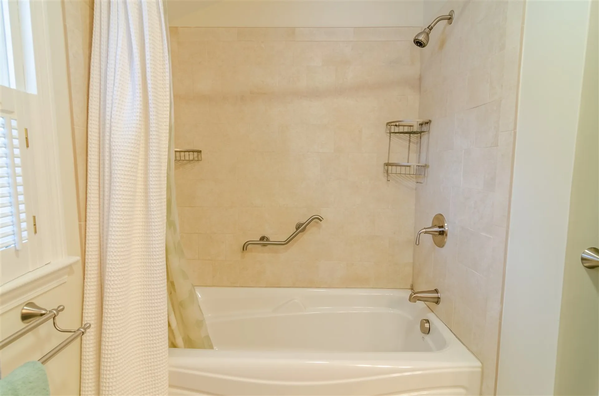 29 Sherwood Circle Salem NH 03079