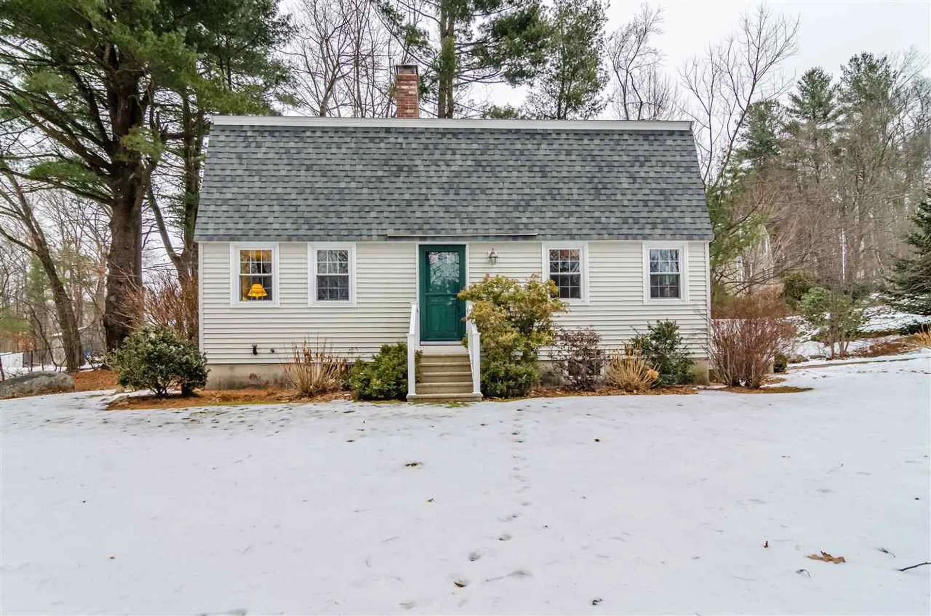 29 Sherwood Circle Salem NH 03079