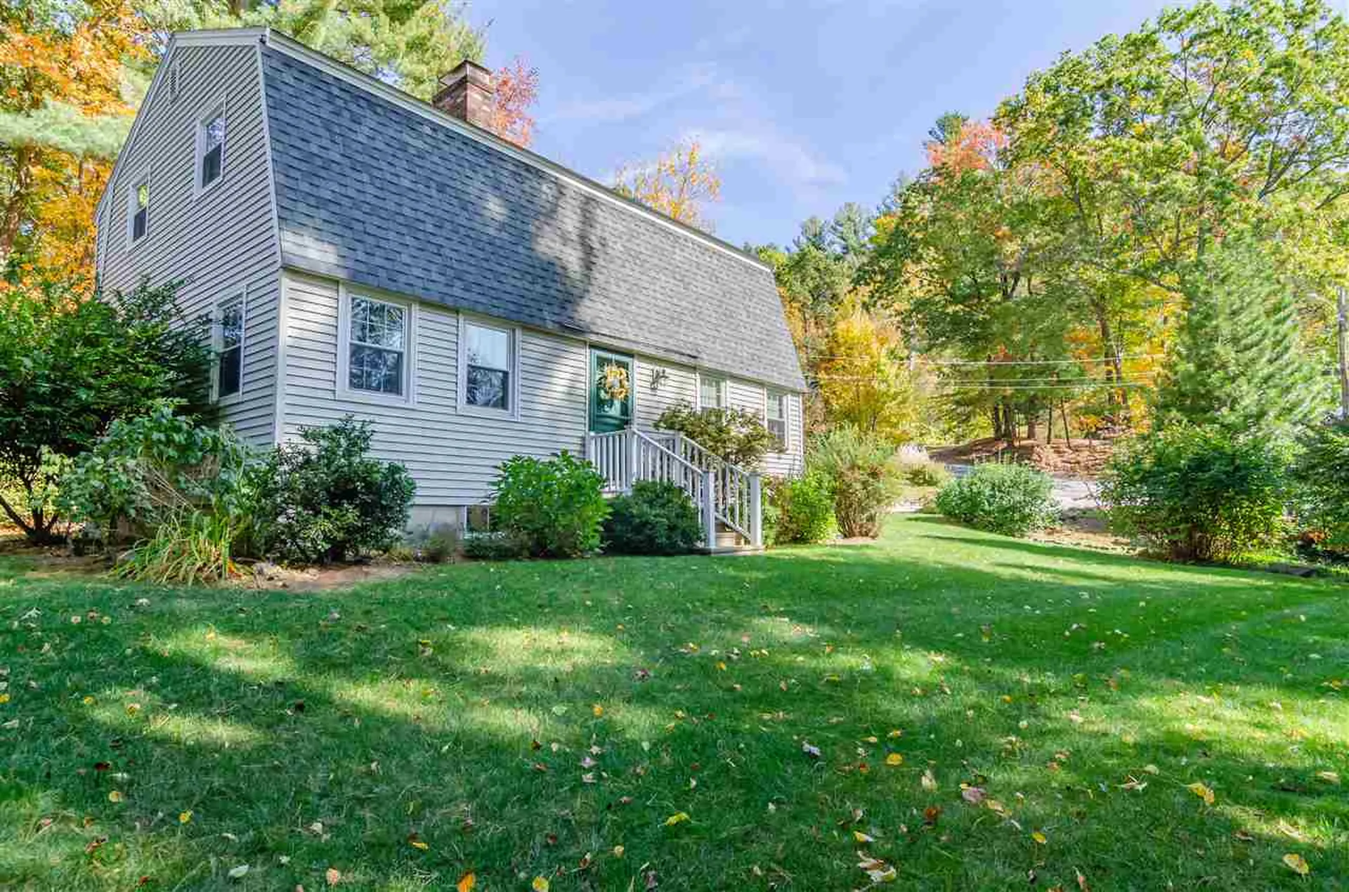 29 Sherwood Circle Salem NH 03079