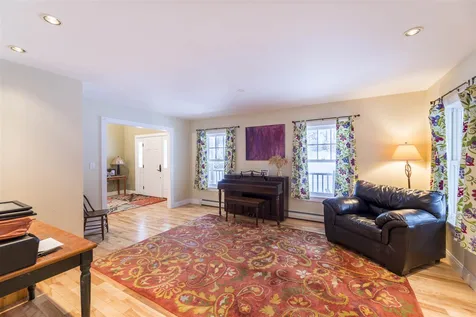 90 Meetinghouse Road Norwich VT 05055