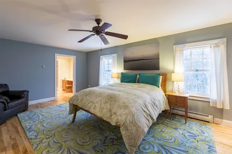 90 Meetinghouse Road Norwich VT 05055