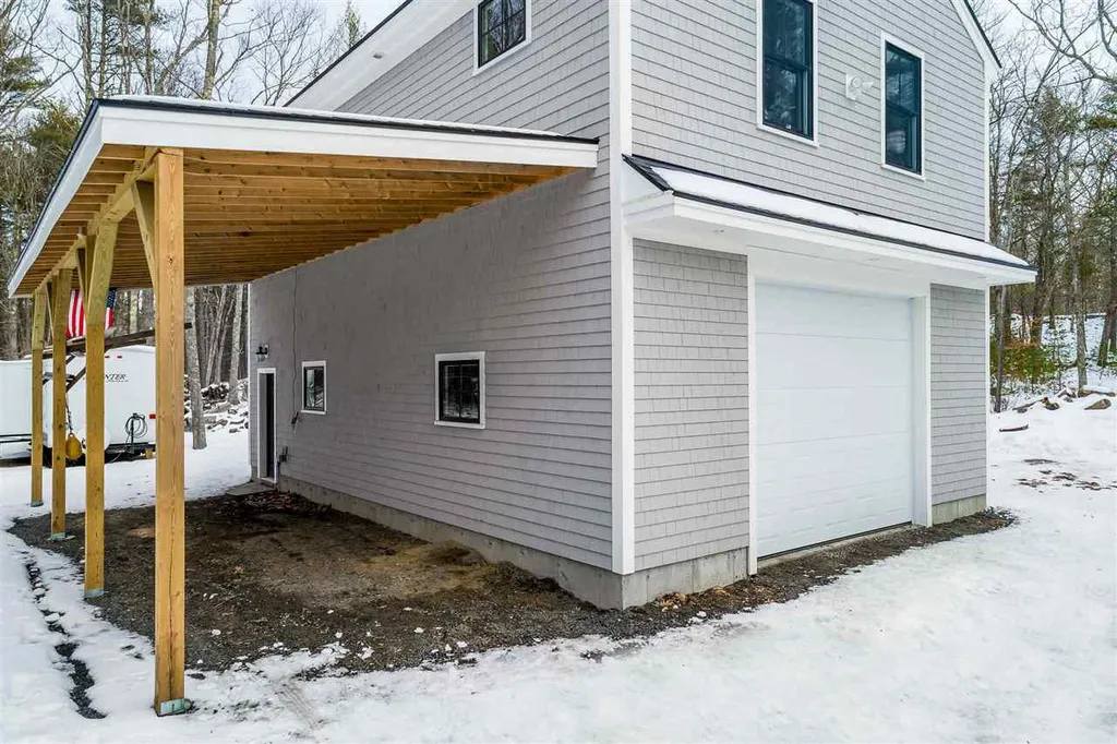 32 Rumsey Road York ME 03909-5417