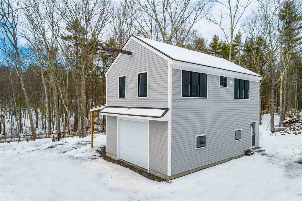 32 Rumsey Road York ME 03909-5417
