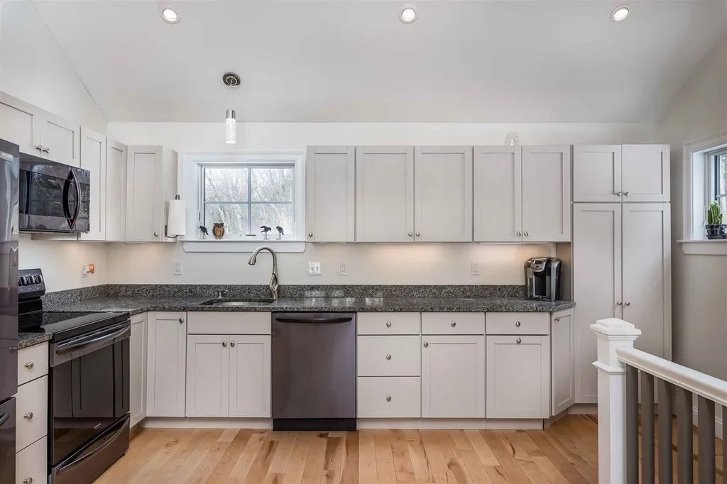 32 Rumsey Road York ME 03909-5417