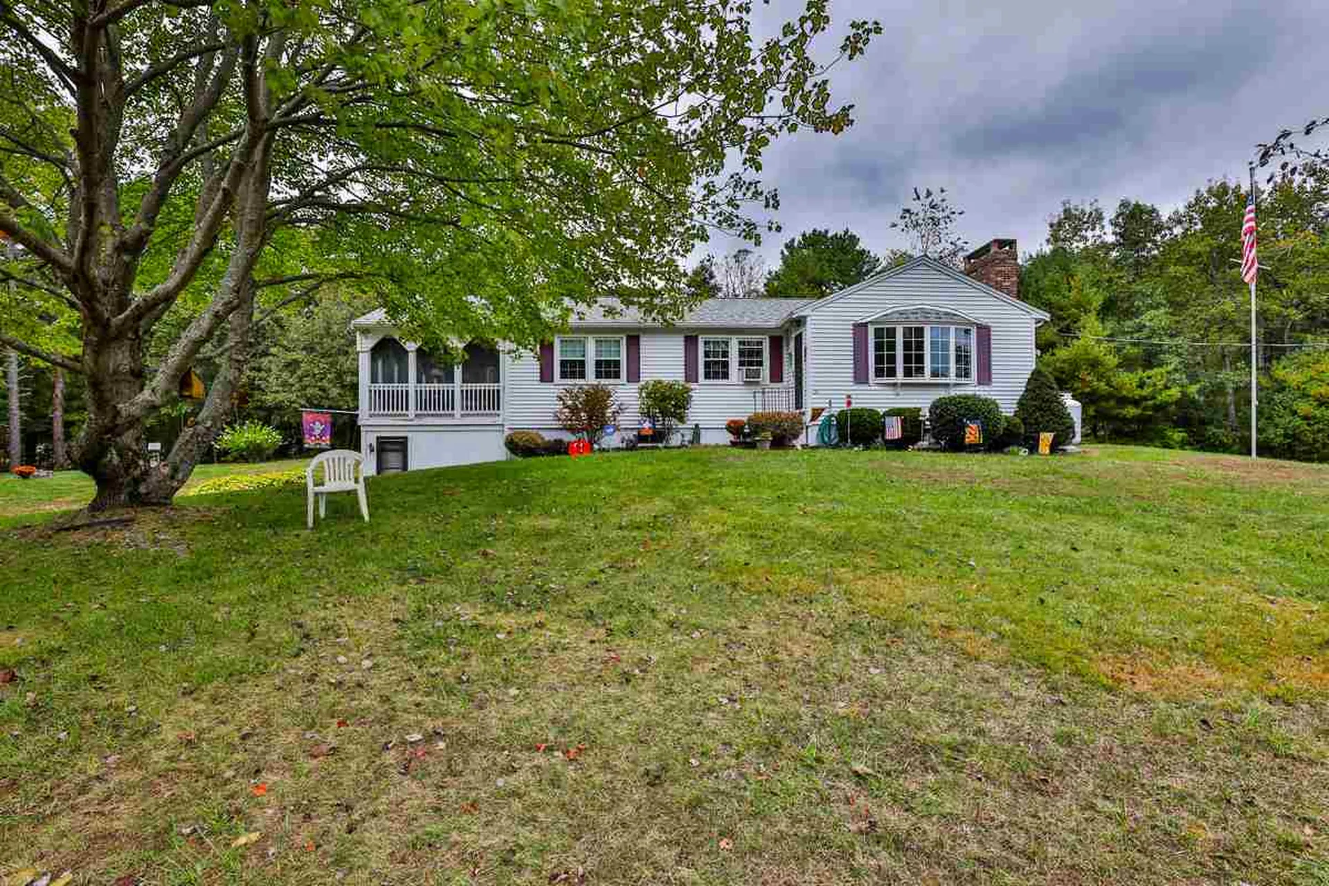 30 Whippoorwill Drive Newton NH 03858