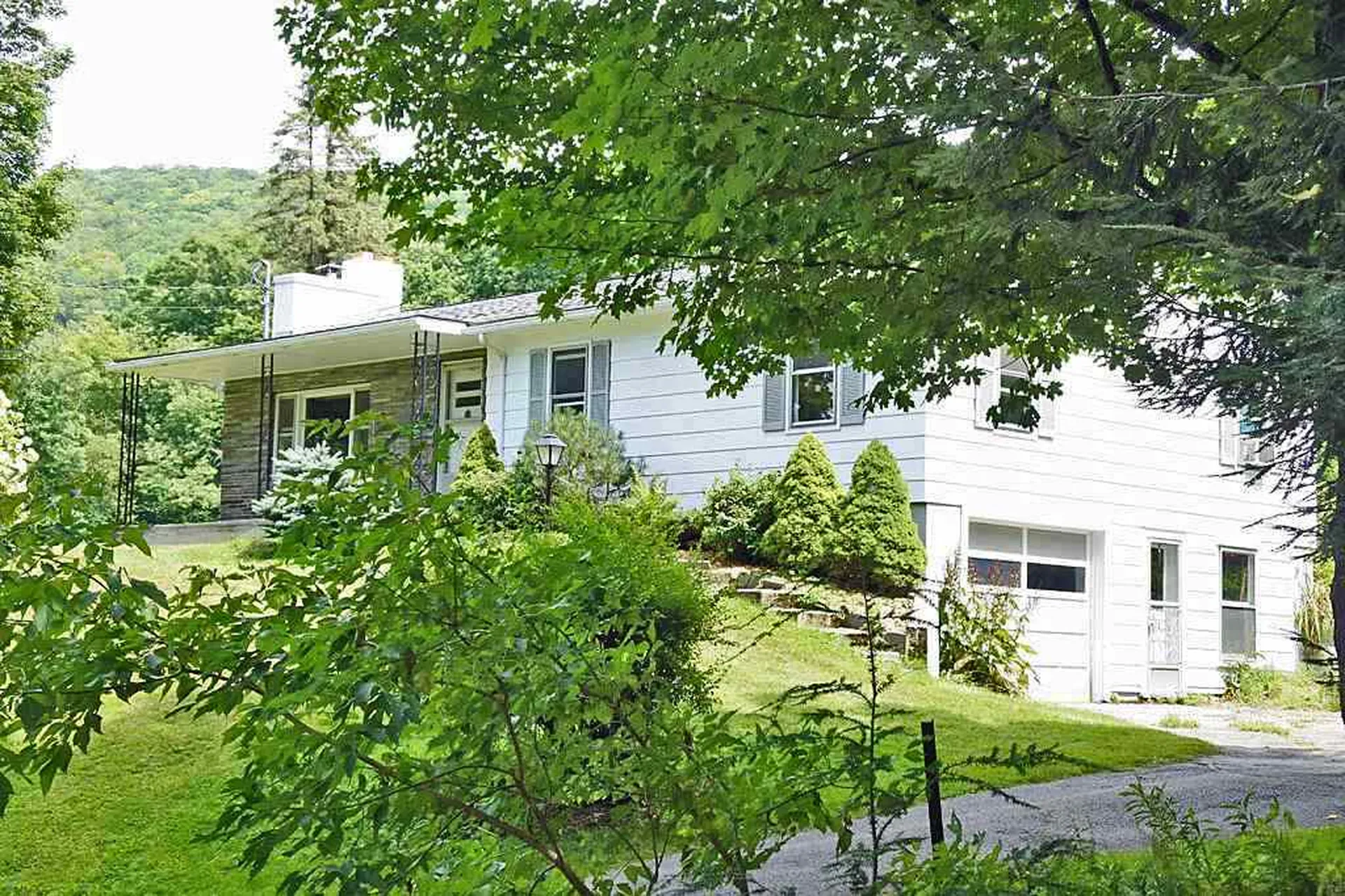 435 South Mendon Road Mendon VT 05701