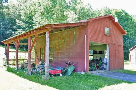 435 South Mendon Road Mendon VT 05701