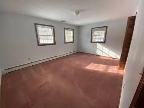24 Hawthorne Drive Atkinson NH 03811