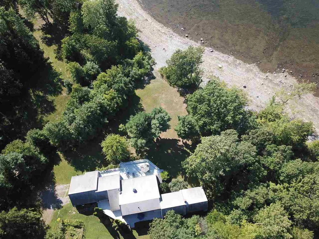 19 Adams Landing Road Extension Grand Isle VT 05458