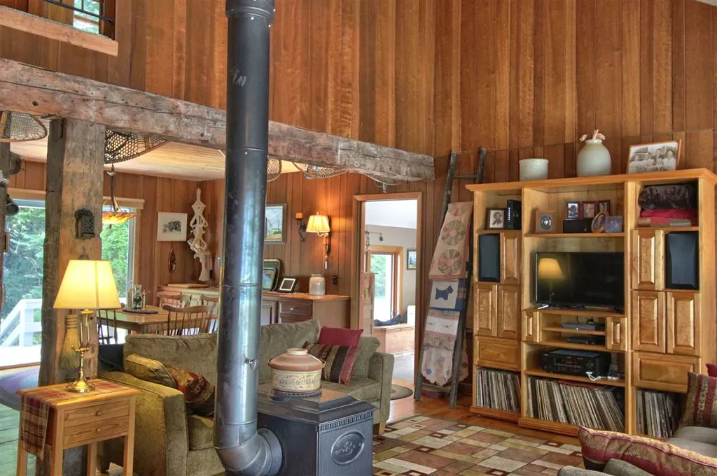 19 Adams Landing Road Extension Grand Isle VT 05458