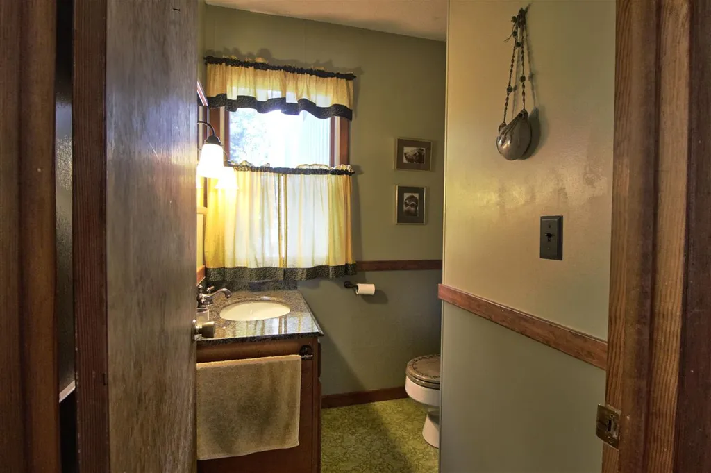 19 Adams Landing Road Extension Grand Isle VT 05458