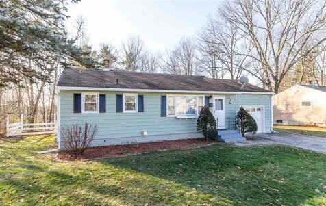 10 Nahma Avenue Essex VT 05452