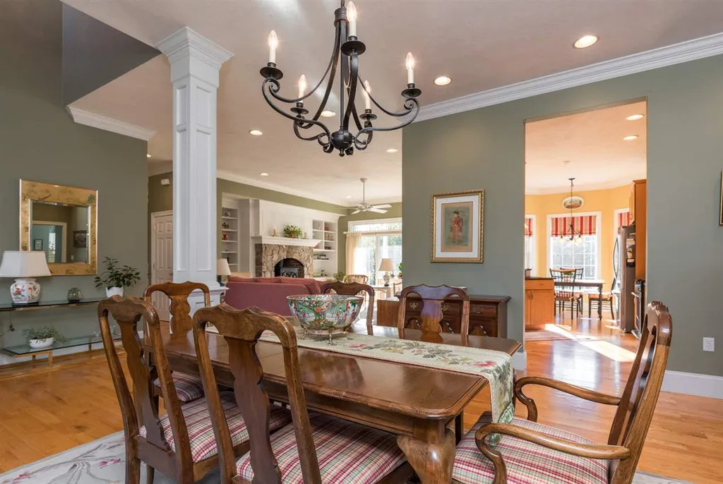 38 Maplevale Road East Kingston NH 03827
