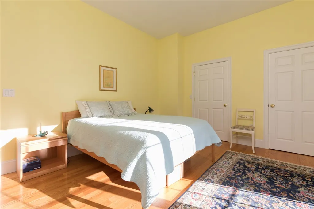 38 Maplevale Road East Kingston NH 03827
