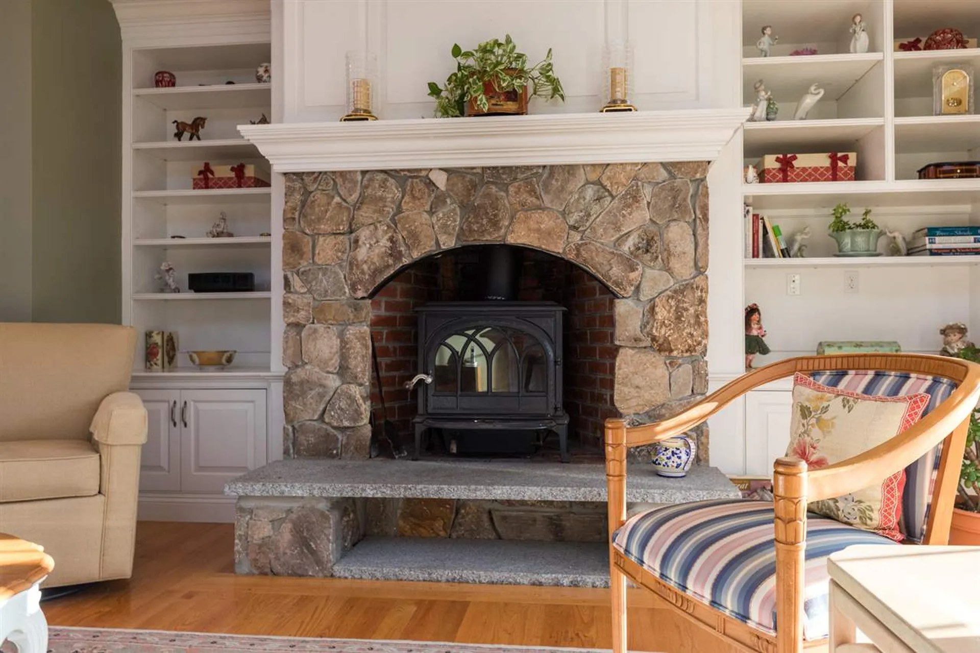 38 Maplevale Road East Kingston NH 03827