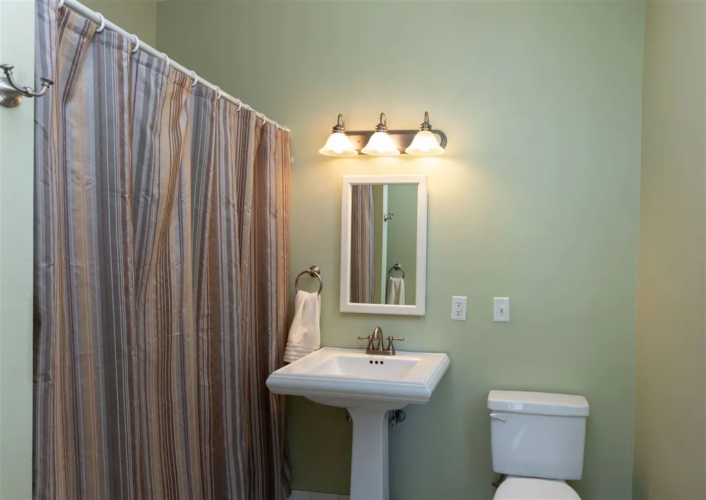 33 Lyme Road Hanover NH 03755