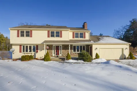 5 Brenda Lane Merrimack NH 03054