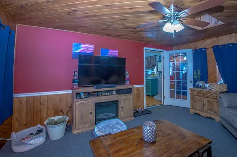 17 Adams Street Berlin NH 03570