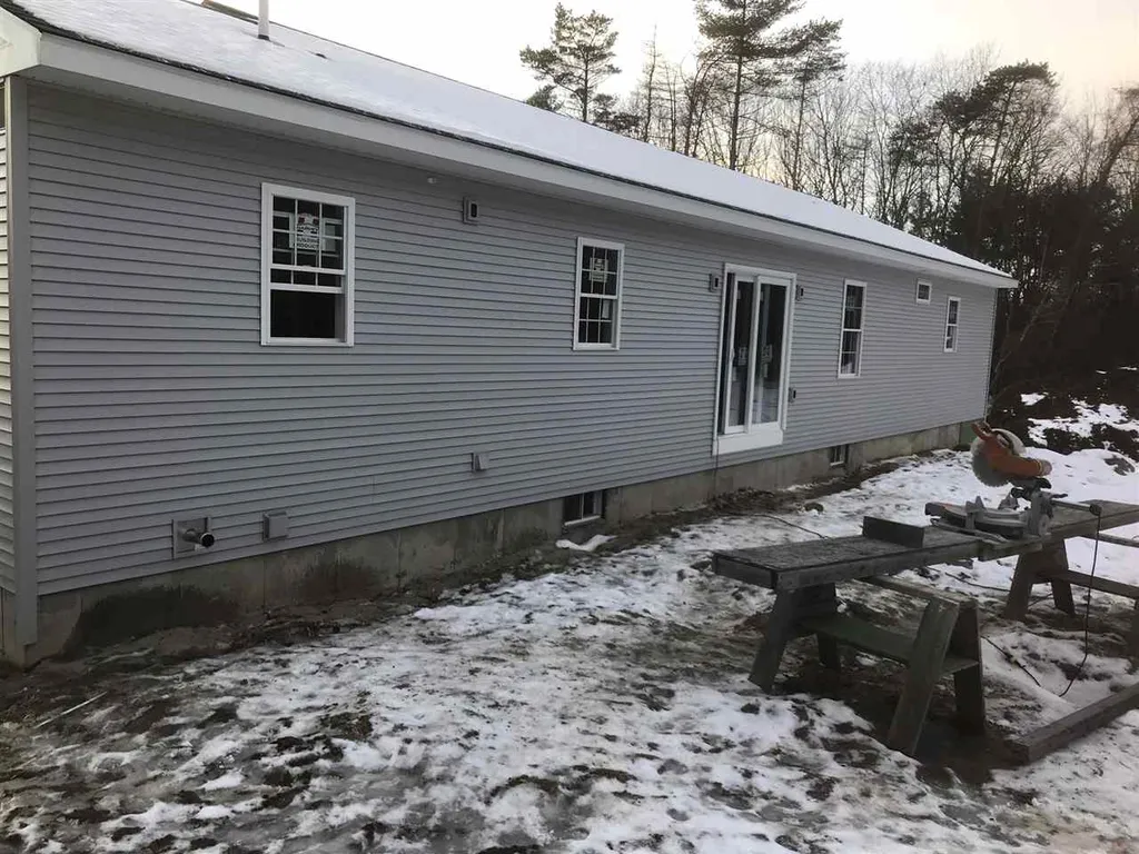 26 Patricia Court Enfield NH 03748