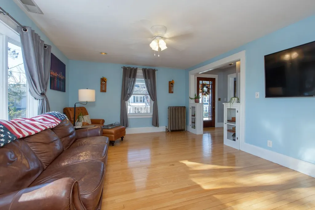 89 Hubbard Street Manchester NH 03104