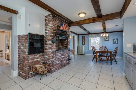 89 Hubbard Street Manchester NH 03104