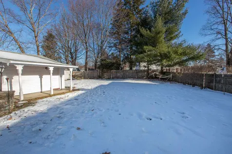89 Hubbard Street Manchester NH 03104