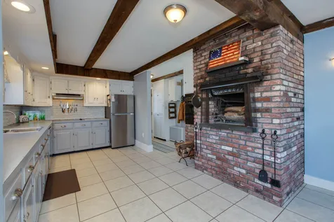 89 Hubbard Street Manchester NH 03104