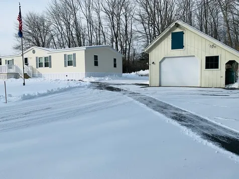 263 Bow Street Northwood NH 03261