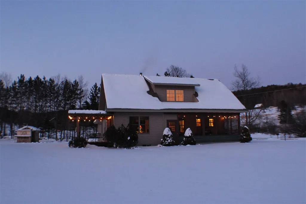 27 Dunham Road Bethel VT 05032