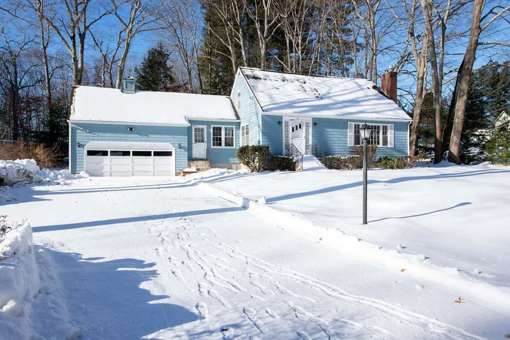 69 Bellamy Road Dover NH 03820