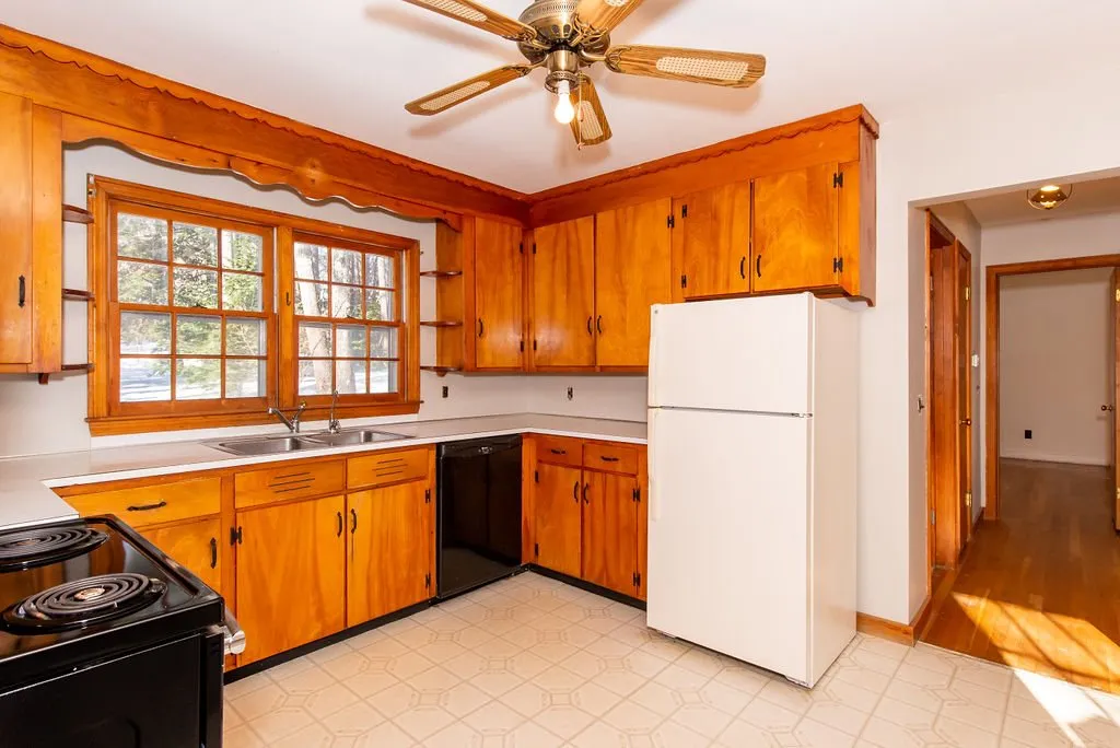69 Bellamy Road Dover NH 03820